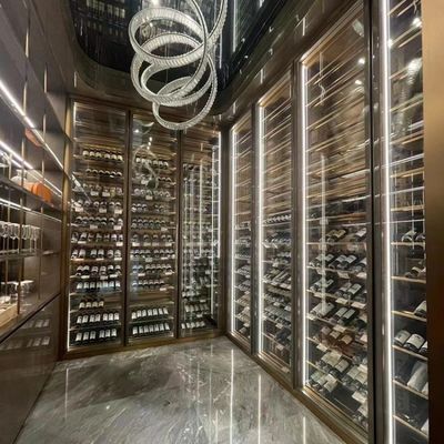 लक्जरी वाइन कूलर तापमान नियंत्रण सजावटी मेटलवर्क वाणिज्यिक